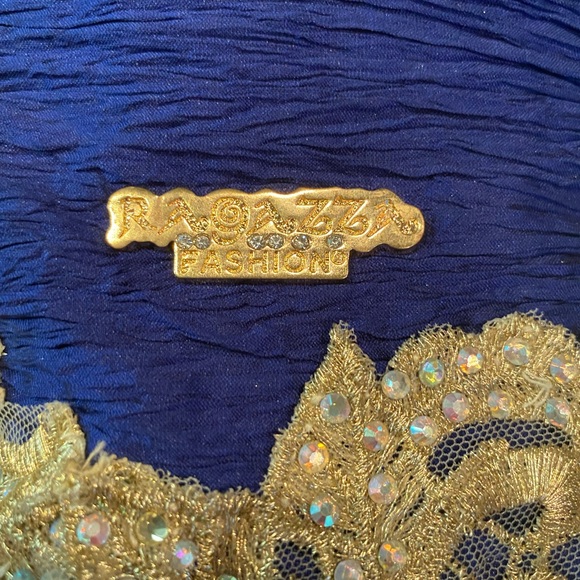 Ragazza Slightly used in perfect condition Converts to short dress No damage - Picture 5 of 10